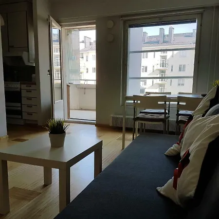 Kalevankatu Studio Apartment *